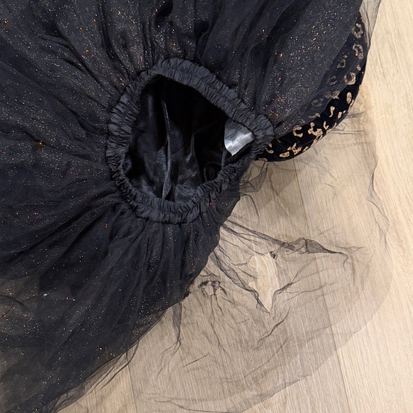 Pottery Barn Kids Leopard Costume with Black Tutu - Picture 2 of 4